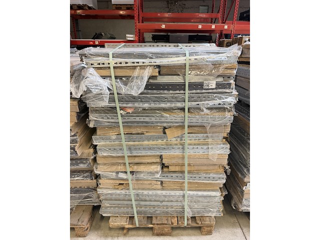 32x stellingkast draagkracht per legplank 265 kg toom - afbeelding 1 van  7