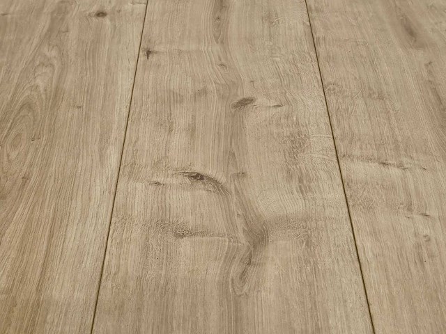 33 m2 laminaat plank - 1285 x 192 x 8 mm - afbeelding 1 van  3
