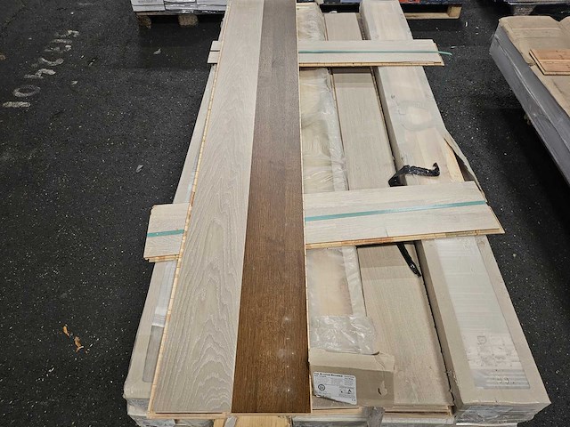 33 m2 mixpallet parket eiken xl mutliplank - 2200 x 180 x 14 mm - afbeelding 2 van  3