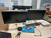33 monitoren met 13 dockingstations - afbeelding 8 van  17