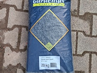 33x zak basalt split a 20 kg gardenlux, zwart - afbeelding 1 van  5
