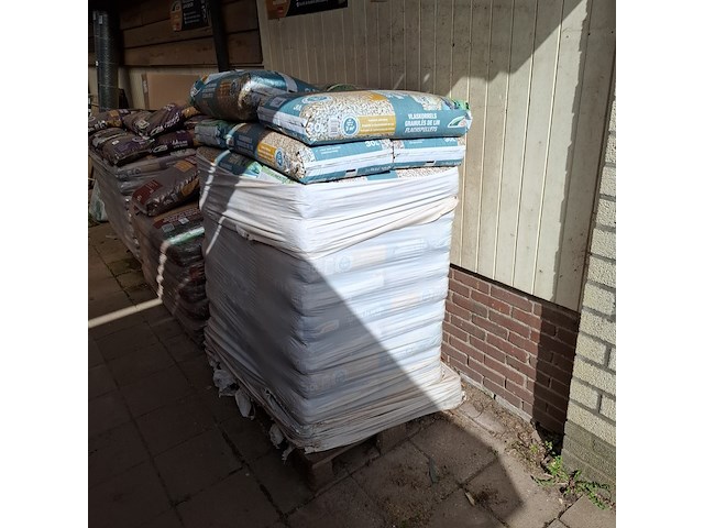 33x zak vlaskorrels a 30 liter dcm - afbeelding 5 van  5
