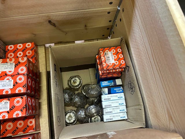 344 kg net bearings from skf, fag, ntn, nke and others - afbeelding 6 van  6