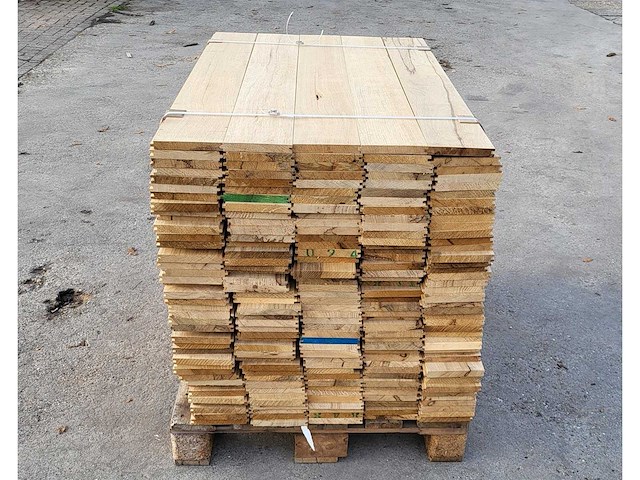 34.4m2 afrikaans eiken 18 x 140 mm, lengte 120cm (205x) - afbeelding 2 van  5