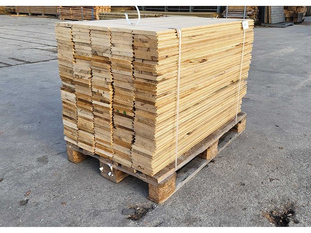 34.4m2 afrikaans eiken 18 x 140 mm, lengte 120cm (205x) - afbeelding 3 van  5