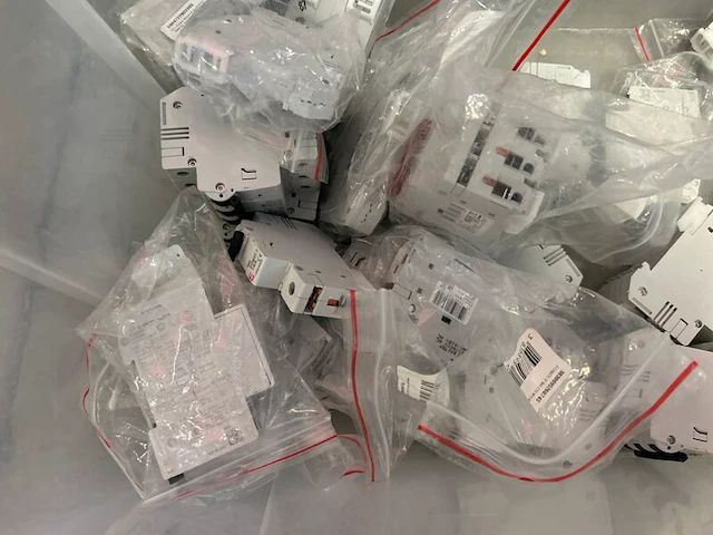 34x installatieautomaten - afbeelding 4 van  5