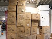 35 dozen met solarcovers in diverse maten w.o. doorsnede 488 cm, 640 cm, 549 cm en 732 x 366 cm. totaal rui... - afbeelding 1 van  2