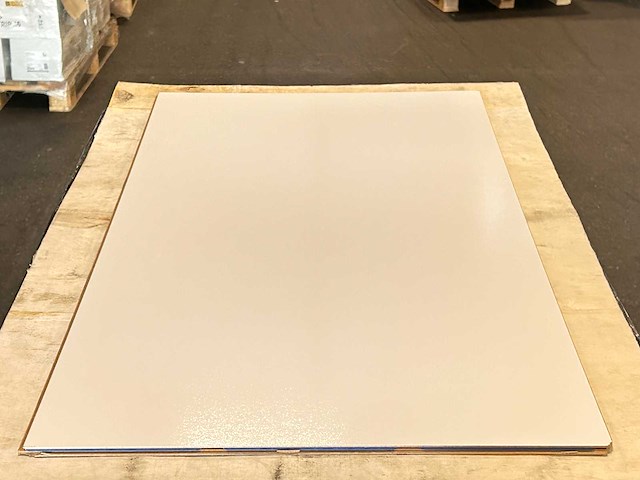 35 m2 laminaat hoogglans xl tegel - 1220 x 610 x 8 mm - afbeelding 3 van  3