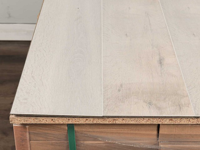 35 m2 laminaat plank - 1285 x 192 x 8 mm - afbeelding 2 van  4