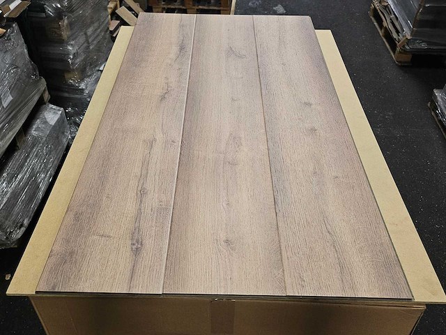 35 m2 laminaat watervast plank - 1383 x 244 x 8,5 mm - afbeelding 2 van  2
