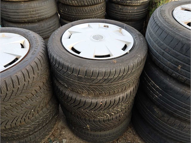 35 sets stalen velgen met banden - afbeelding 4 van  36