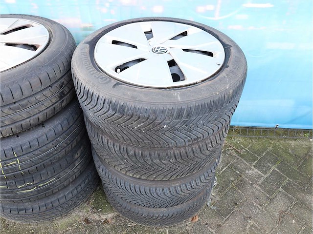 35 sets stalen velgen met banden - afbeelding 34 van  36
