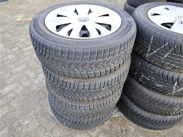 35 sets stalen velgen met banden - afbeelding 19 van  36