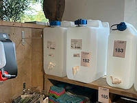 35l jerrycan met tap (2x)