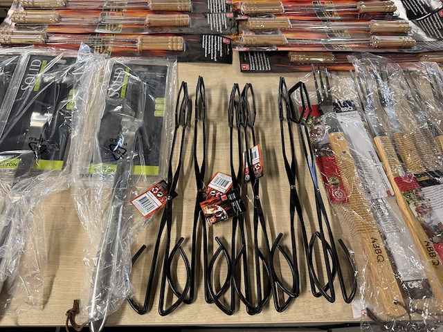 35x bbq accessoires w.o. grilvork, bbq-tang, bbq-afdekhoes - afbeelding 4 van  10