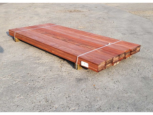 35x padouk planken 21 x 140mm, lengte 215 cm (10.5m2) - afbeelding 1 van  5