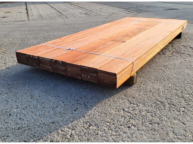 35x padouk planken 21 x 140mm, lengte 215 cm (10.5m2) - afbeelding 3 van  5
