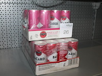 36 blikjes bacardi w.v. 24x rum en 12x razz. tht 2-27. - afbeelding 2 van  2