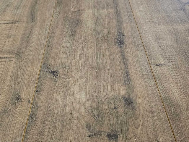 36 m2 brede laminaat plank - 1261 x 244 x 8 mm - afbeelding 1 van  3