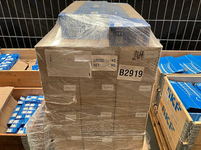 360 kg net automotive bearings from skf - afbeelding 1 van  11