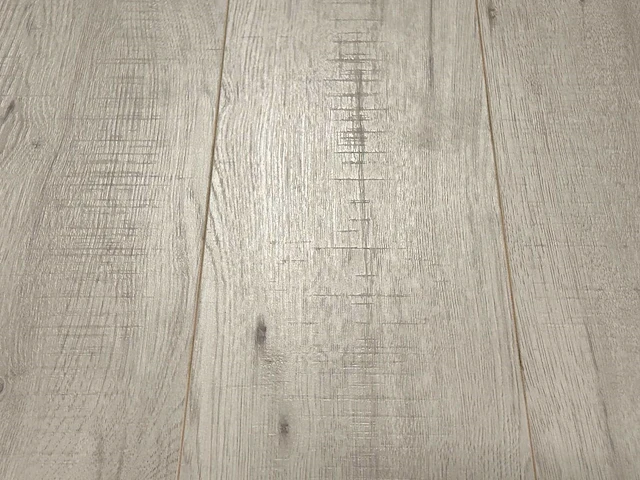 37 m2 laminaat plank - 1383 x 244 x 8 mm - afbeelding 1 van  3