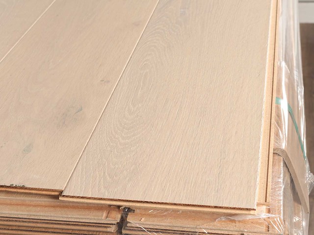 37 m2 parket eiken xl mutliplank - 1820 x 190 x 13,5 mm - afbeelding 2 van  4