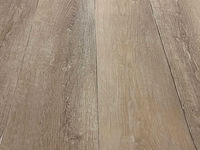 37 m2 pvc zelfklevend stroken - 1219 x 184 x 2,5 mm