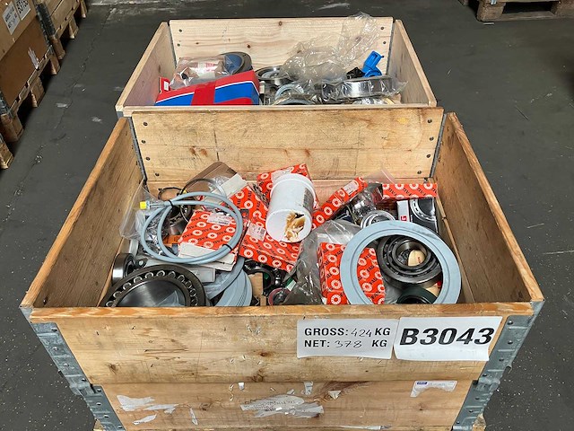 378 kg lagers - skf fag - o.a. 22216 ek en 6214-2z - partij diverse industriële lagers - afbeelding 1 van  7