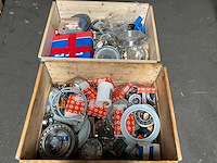 378 kg lagers - skf fag - o.a. 22216 ek en 6214-2z - partij diverse industriële lagers - afbeelding 2 van  9