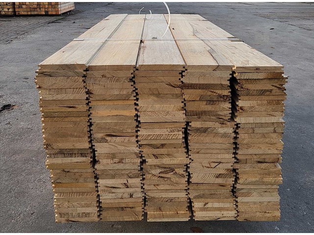 37.8m2 afrikaans eiken vloerdelen 18 x 140 mm, lengte 180 cm (150x) - afbeelding 5 van  6