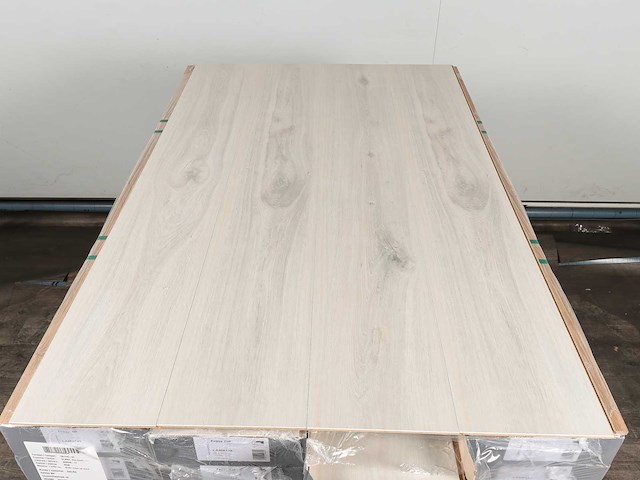 38 m2 laminaat plank - 1285 x 192 x 10 mm - afbeelding 3 van  4