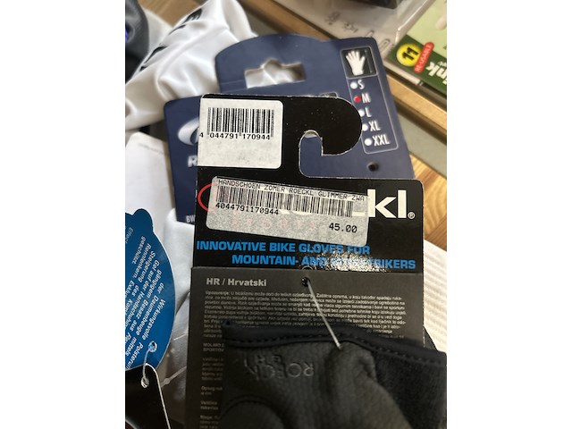 38x fietsonderdelen en accessoires w.o. handschoenen, achterzitje w.o. urban iki, bobike, bbb - afbeelding 6 van  14