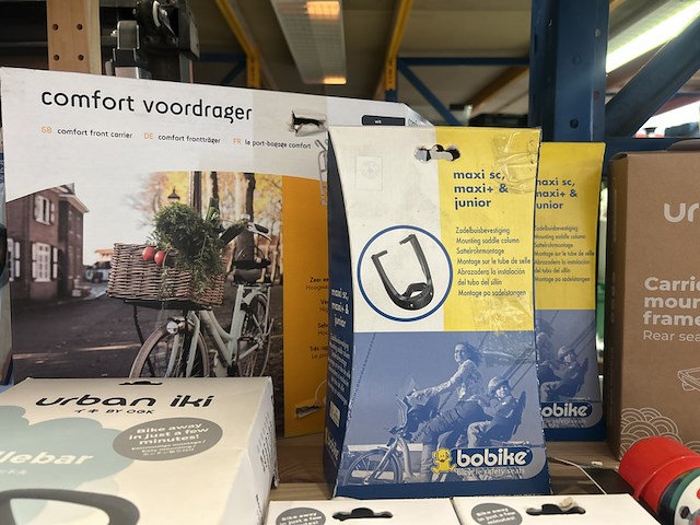38x fietsonderdelen en accessoires w.o. handschoenen, achterzitje w.o. urban iki, bobike, bbb - afbeelding 9 van  14