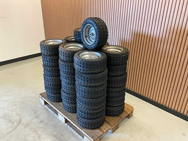 38x ongebruikt band met velg 160/50-8 - afbeelding 2 van  4