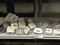 38x stopcontacten - afbeelding 1 van  5