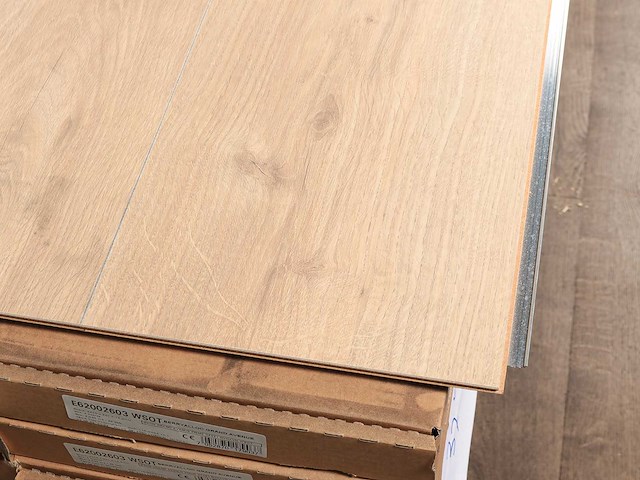 39 m2 laminaat xl plank berry alloc - 2410 x 241 x 12,3 mm - afbeelding 2 van  4