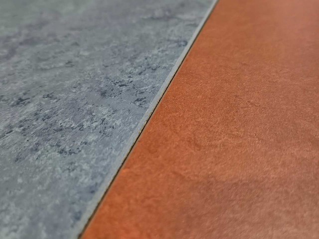 39 m2 pvc click plank op kurk - 895 x 285 x 12 mm - afbeelding 1 van  1