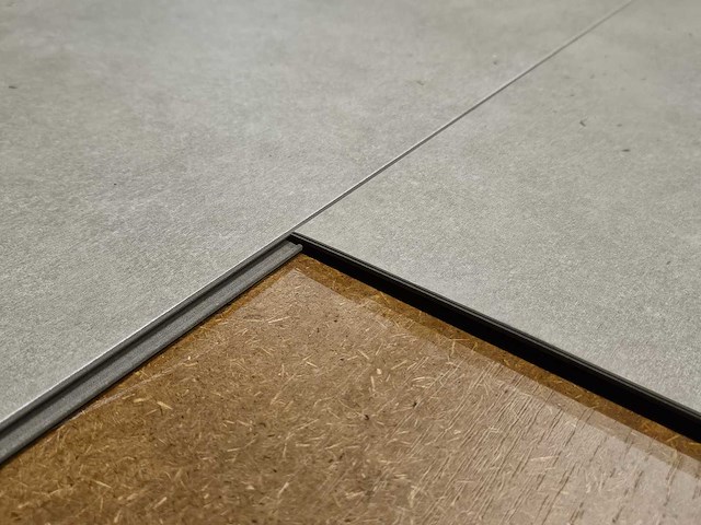 39 m2 pvc click tegel - 592 x 295 x 5,3 mm - afbeelding 2 van  3