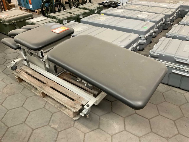 3d active trac examination table - afbeelding 5 van  10