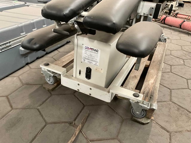 3d active trac examination table - afbeelding 8 van  10