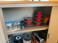 3d print materiaal in kast