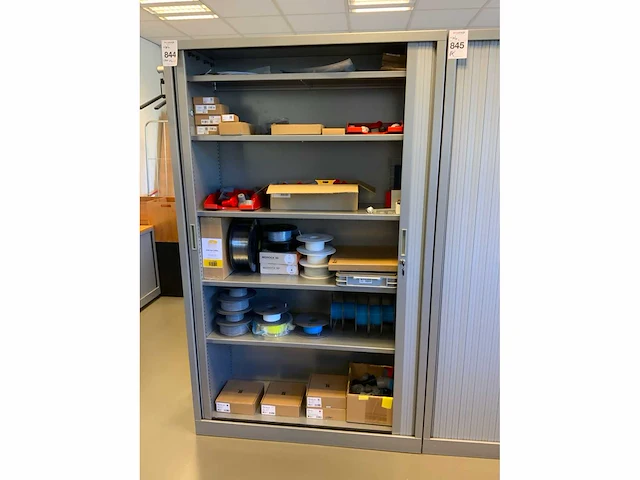 3d printer materiaal in kast - afbeelding 4 van  11