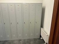 3deurs lockerkast (3x) - afbeelding 2 van  6