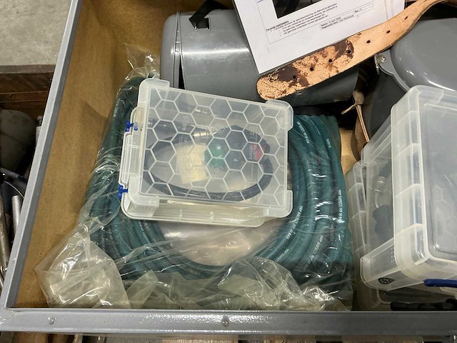 3m ademhalings apparatuur - afbeelding 1 van  3