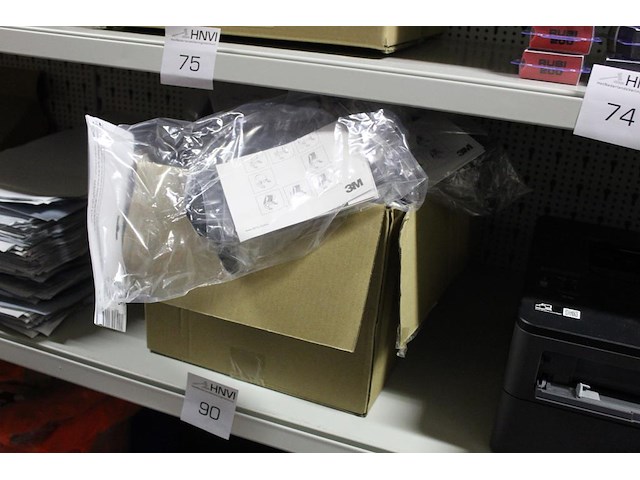 3m faceschield houder type fh1 circa 20 stuks - afbeelding 1 van  3