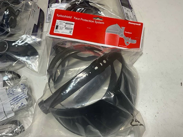 3m honeywell speedglas hoofdbanden, filters en beschermende kleding (16x) - afbeelding 3 van  10