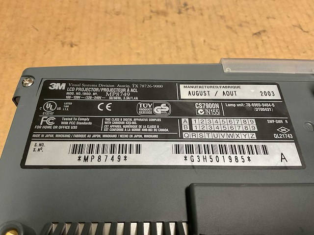 3m mp8749 lcd projector - afbeelding 4 van  4
