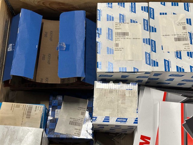 3m / norton - partij schuurmateriaal en schuurschijven - afbeelding 2 van  10