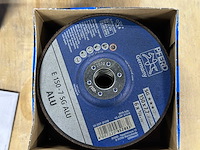 3m / pferd - partij met slijp- en schuurmaterialen - afbeelding 2 van  10