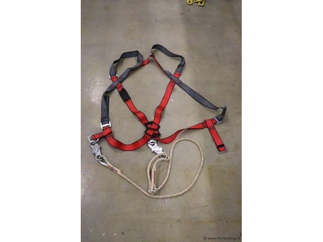 3m pro valbeveiligingsharnas - afbeelding 1 van  5